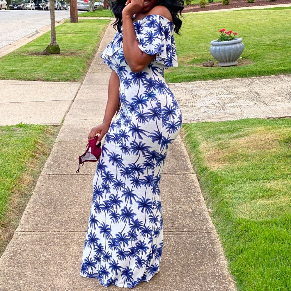 Club L London Frill Top Maxi Dress in Palm Print
